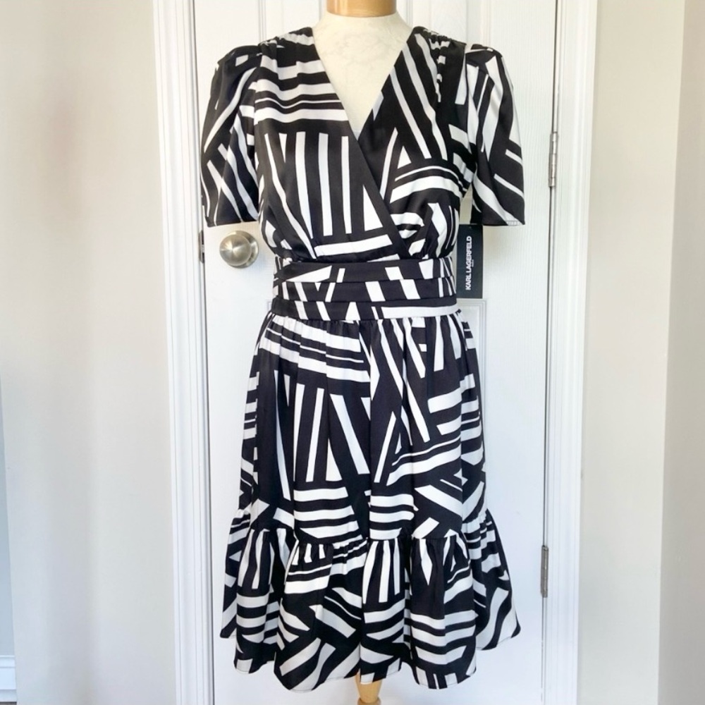 Karl Lagerfeld Short Sleeve Surplice Dress NWT Black White Size 6